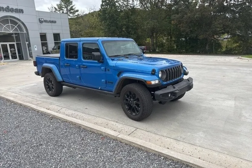 2025 Jeep Gladiator Sport photo 1