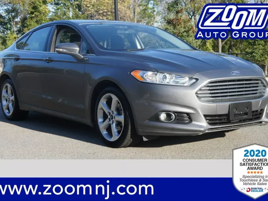 2014 Ford Fusion SE photo 1