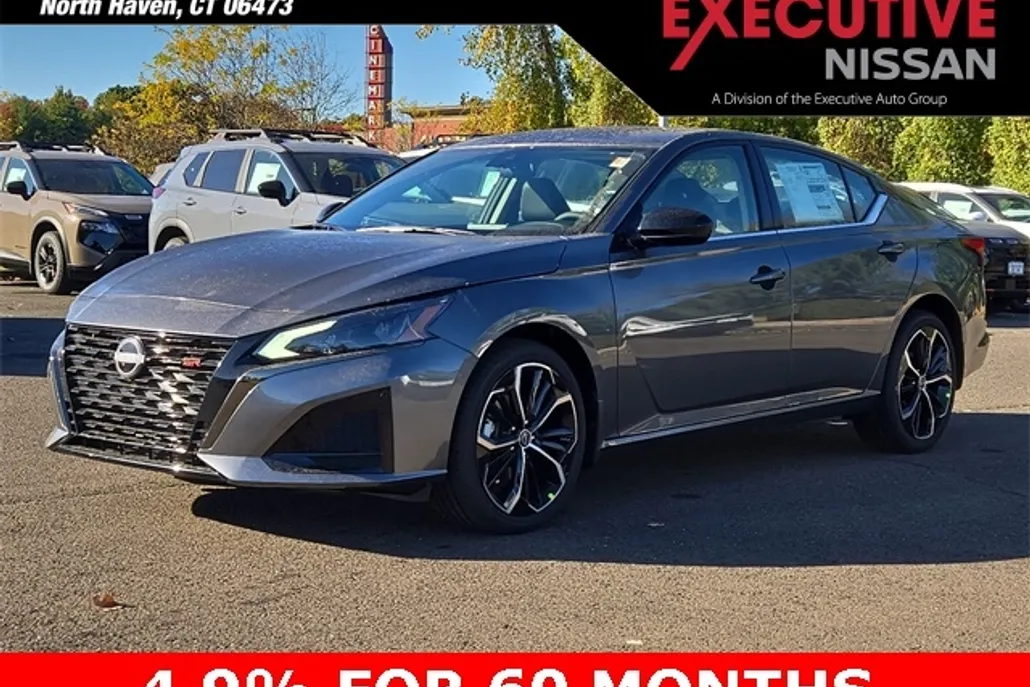 2025 Nissan Altima SR photo 1