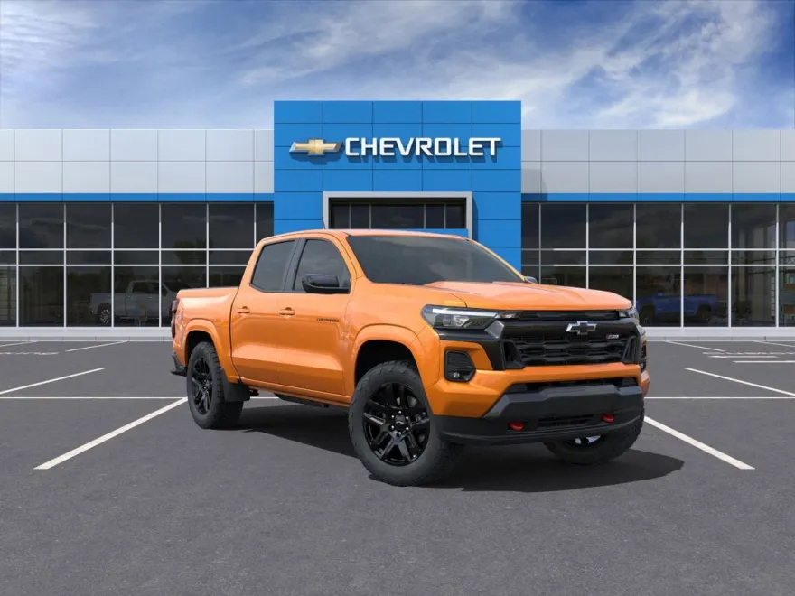 2025 Chevrolet Colorado Z71 photo 1