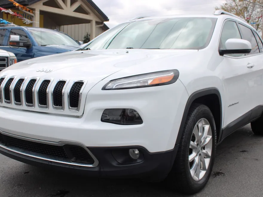 2015 Jeep Cherokee Limited photo 1