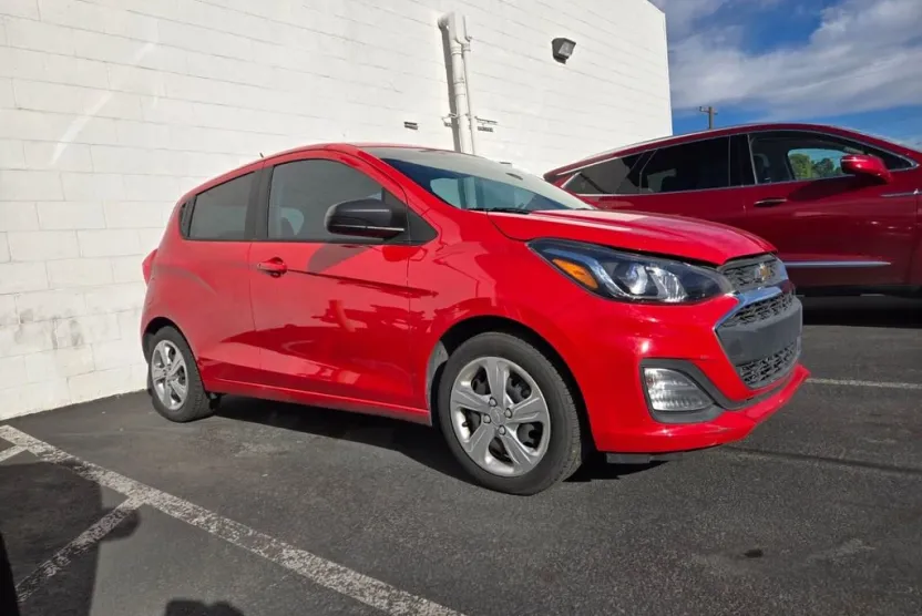2019 Chevrolet Spark LS photo 1