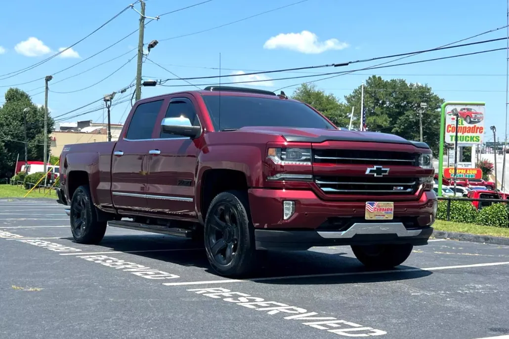 2017 Chevrolet Silverado 1500 LTZ photo 1