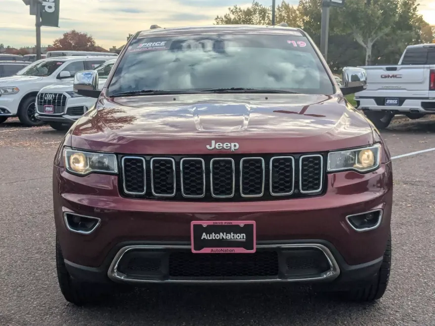 2019 Jeep Grand Cherokee Limited photo 1