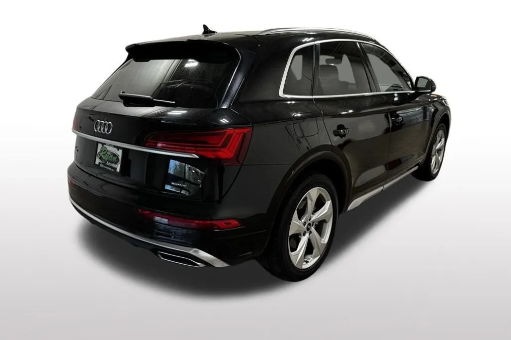 2022 Audi Q5 45 S line Premium photo 1
