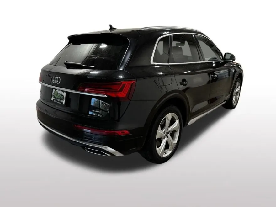 2022 Audi Q5 45 S line Premium photo 1