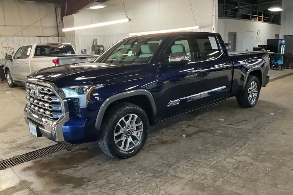 2022 Toyota Tundra 1794 Edition photo 1
