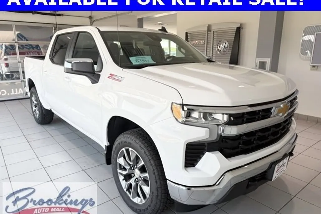 2025 Chevrolet Silverado 1500 LT photo 1
