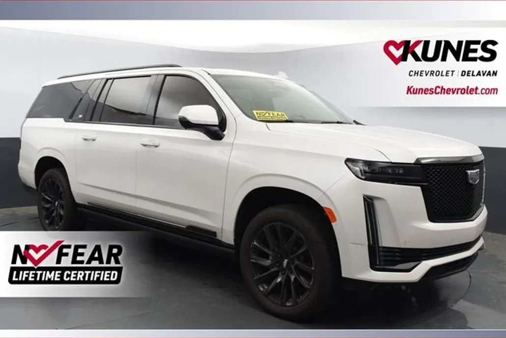 2024 Cadillac Escalade ESV Sport Platinum photo 1