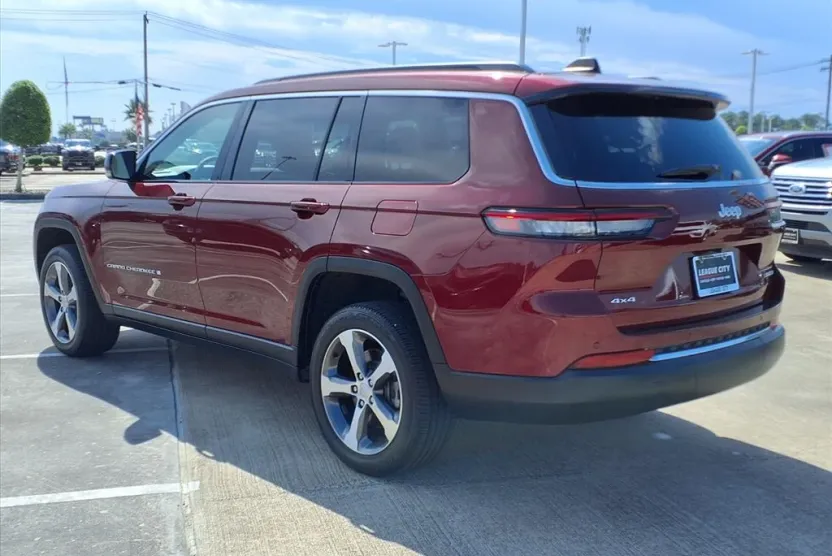 2024 Jeep Grand Cherokee Limited photo 1