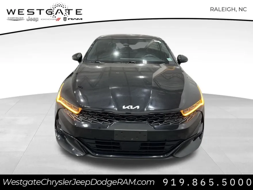 2023 Kia K5 GT-Line photo 1