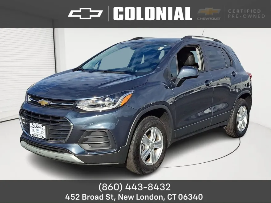 2022 Chevrolet Trax LT photo 1
