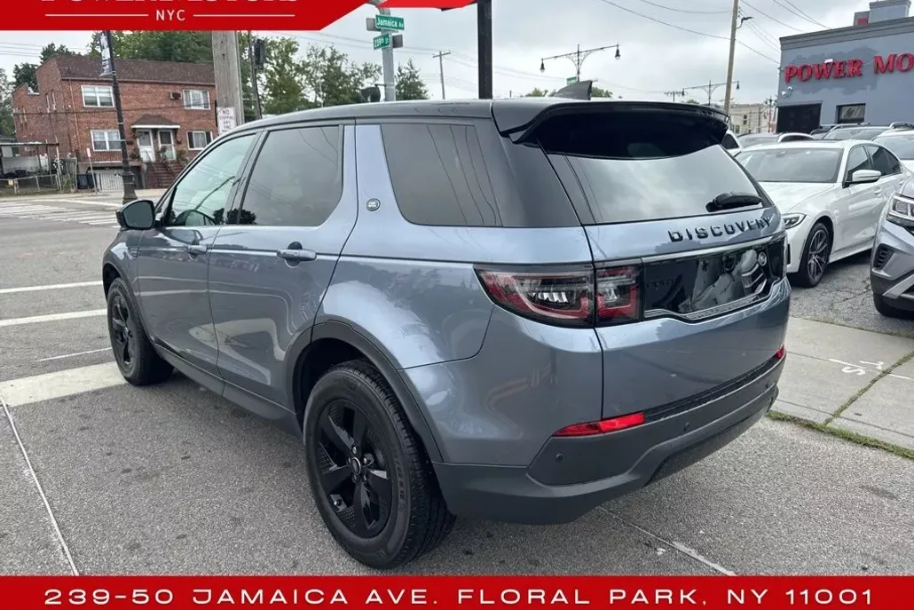 2022 Land Rover Discovery Sport S photo 1