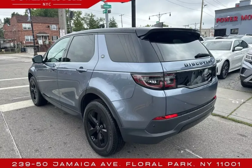 2022 Land Rover Discovery Sport S photo 1