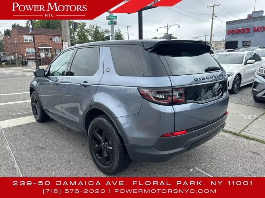 2022 Land Rover Discovery Sport S photo 1