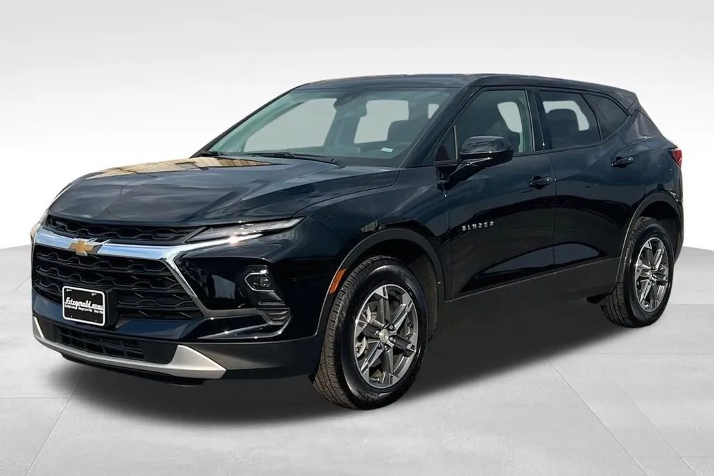 2025 Chevrolet Blazer 2LT photo 1