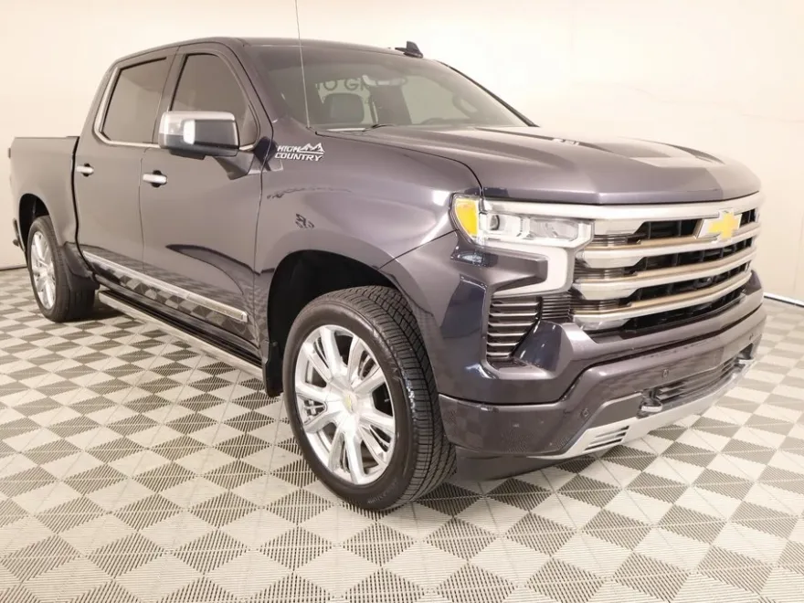 2022 Chevrolet Silverado 1500 High Country photo 1