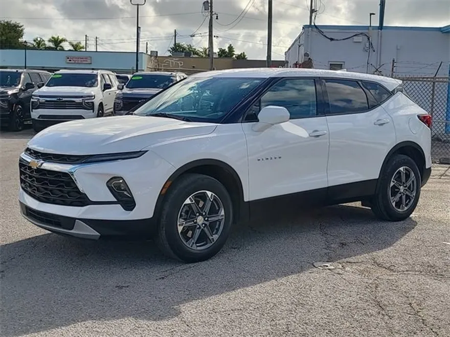 2023 Chevrolet Blazer 2LT photo 1