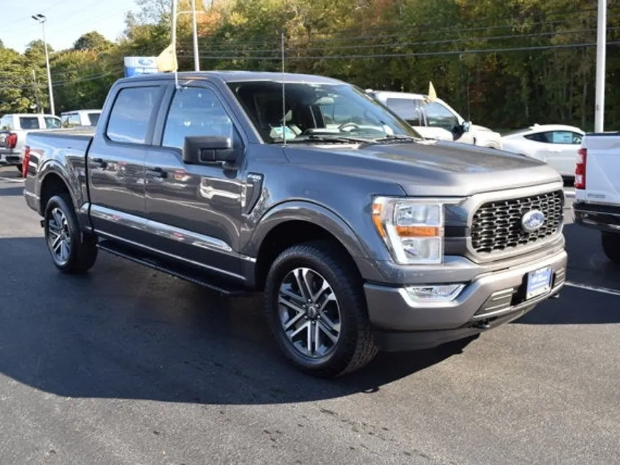 2022 Ford F-150 XL photo 1