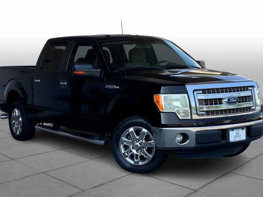 2013 Ford F-150 XLT photo 1