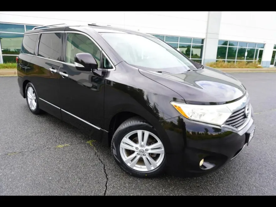 2012 Nissan Quest SL photo 1