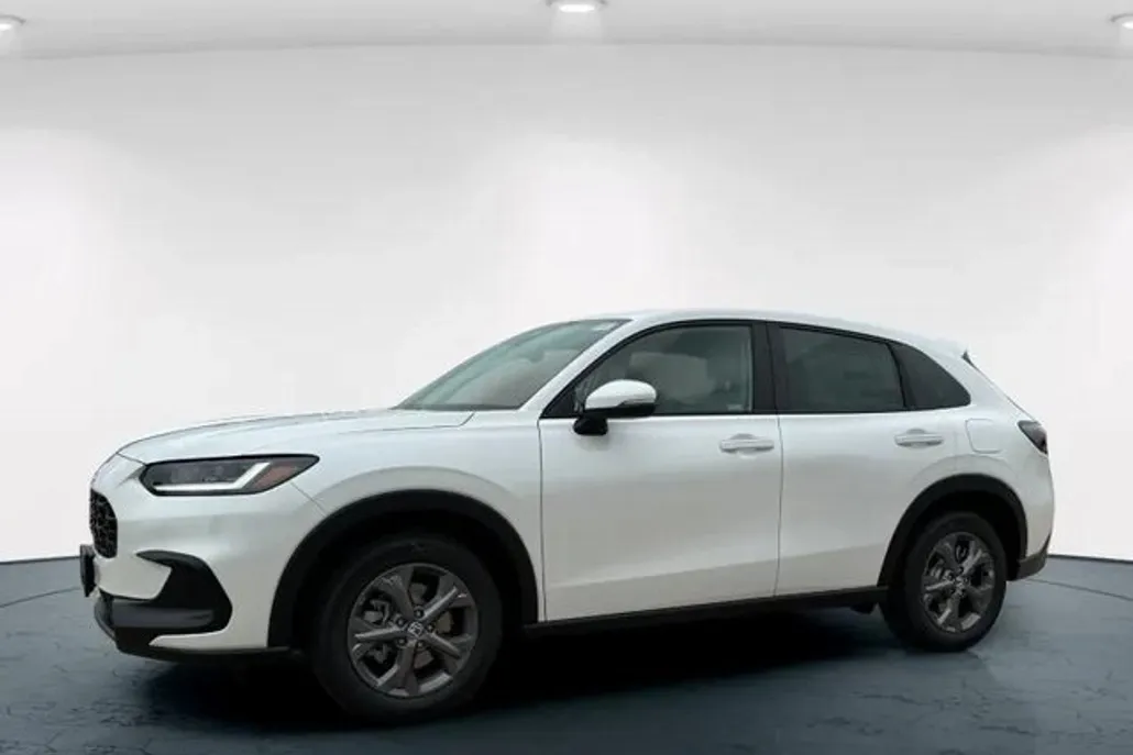 2026 Honda HR-V LX photo 1
