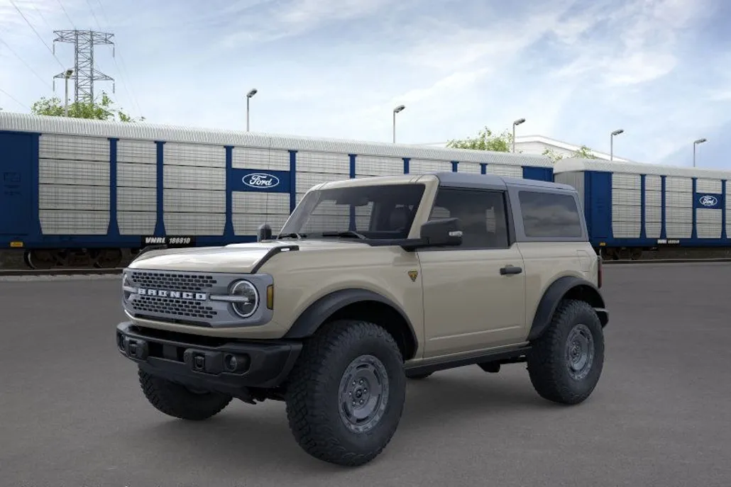 2025 Ford Bronco Badlands photo 1