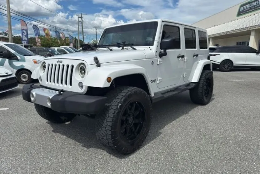 2015 Jeep Wrangler Sahara photo 1
