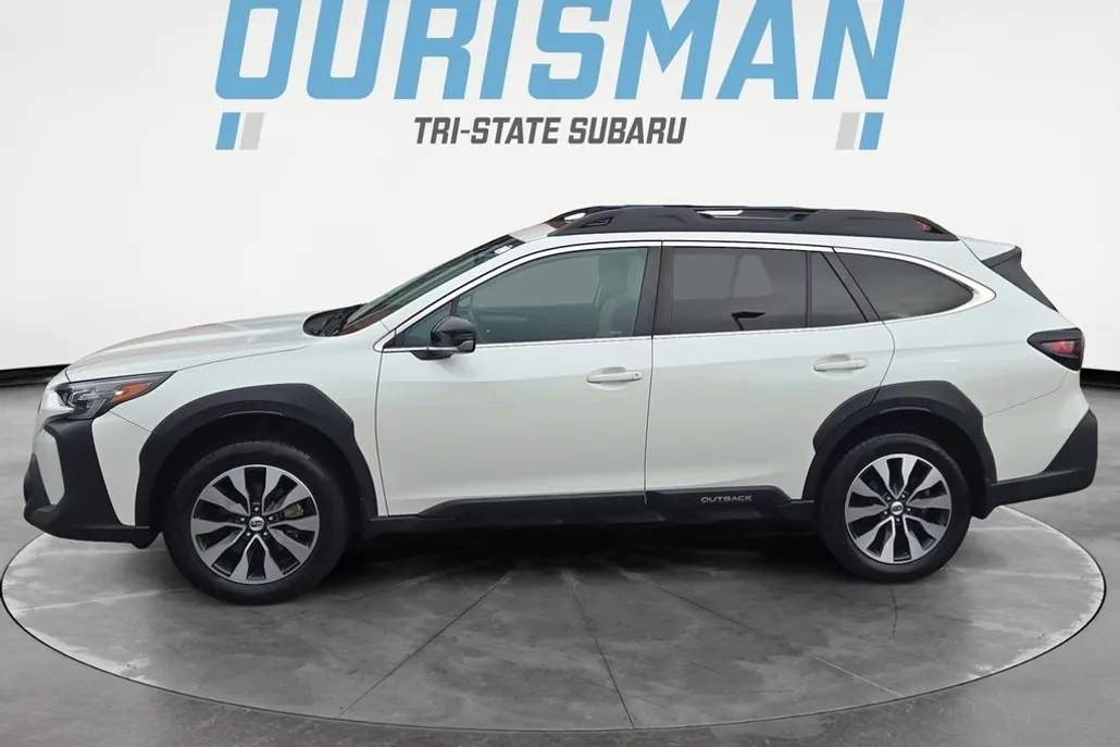 2023 Subaru Outback Limited photo 1