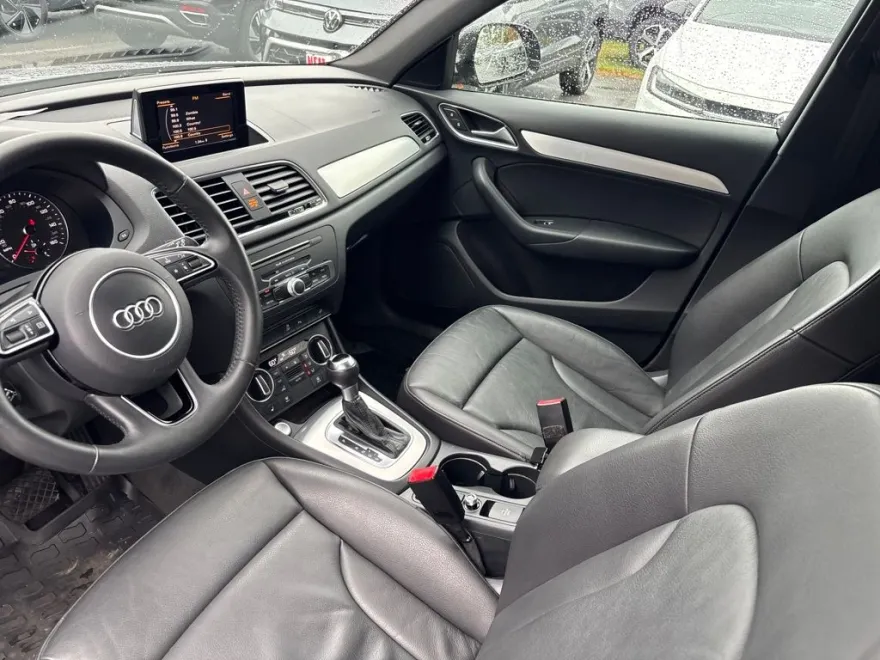 2018 Audi Q3 Premium photo 1