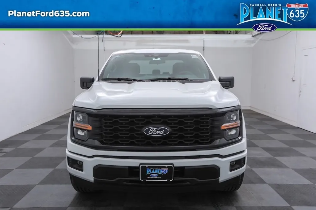 2025 Ford F-150 STX photo 1