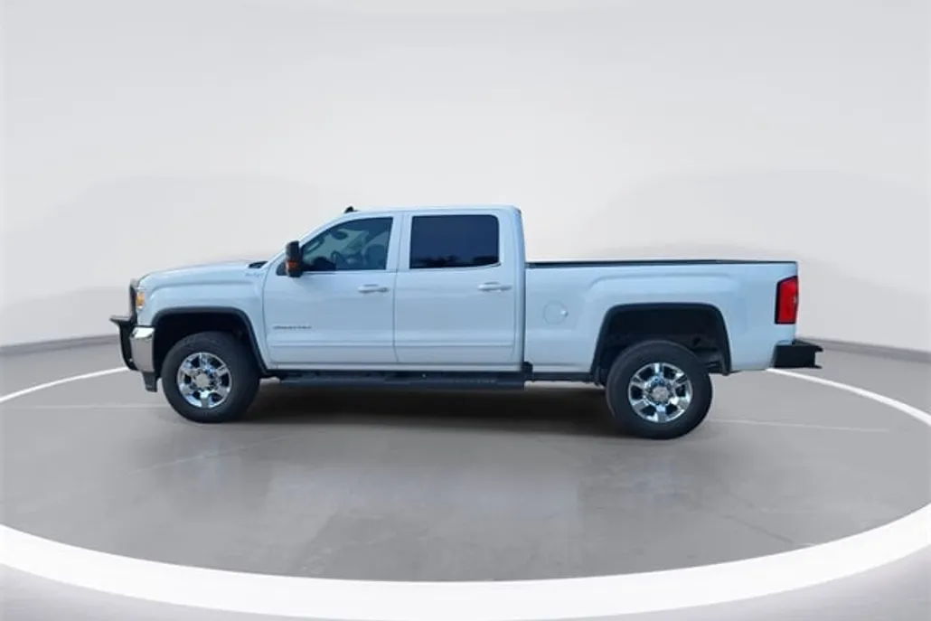 2017 Gmc Sierra SLE photo 1