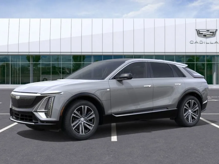 2025 Cadillac Lyriq Luxury photo 1