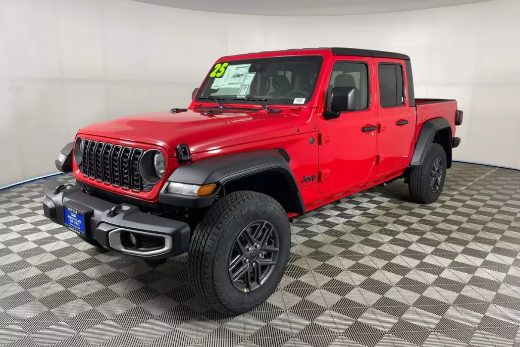 2025 Jeep Gladiator Sport photo 1