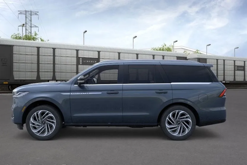 2025 Lincoln Navigator Reserve photo 1
