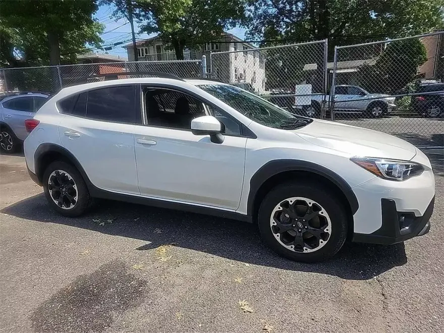 2022 Subaru Crosstrek Premium photo 1