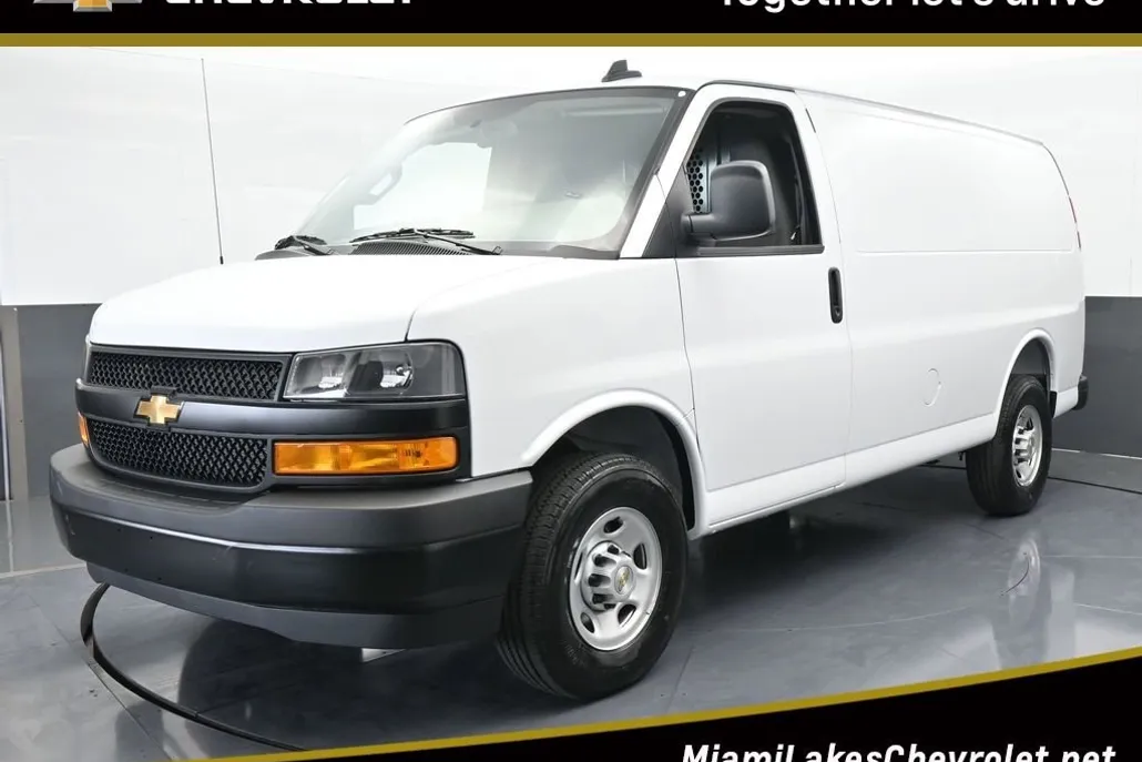 2025 Chevrolet Express Cargo Van photo 1