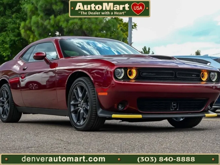 2023 Dodge Challenger GT photo 1