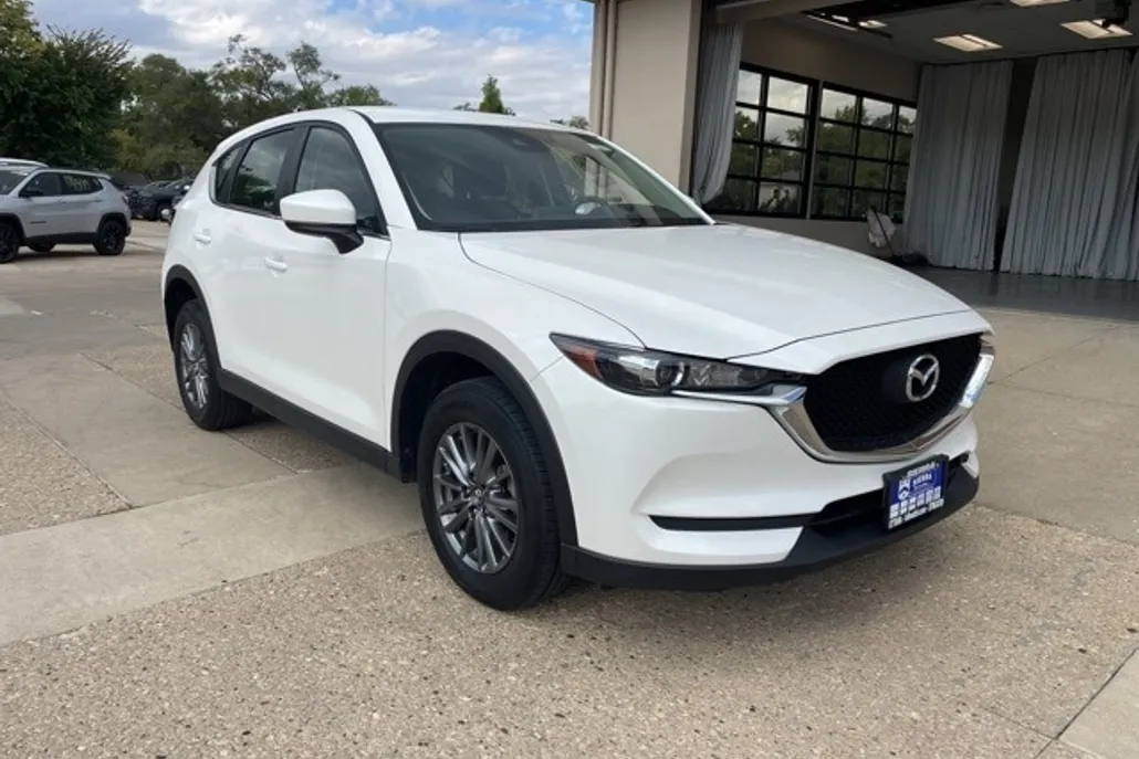 2018 Mazda CX-5 Sport photo 1