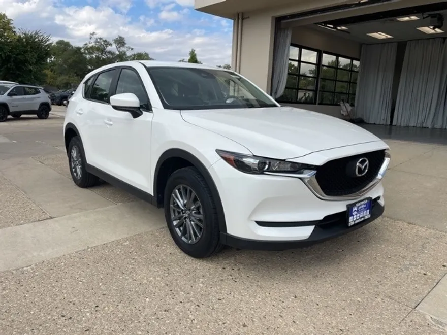 2018 Mazda CX-5 Sport photo 1