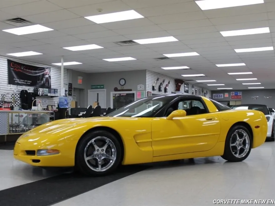 2003 Chevrolet Corvette Coupe photo 1