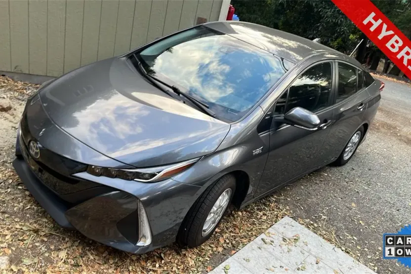 2022 Toyota Prius Prime photo 1
