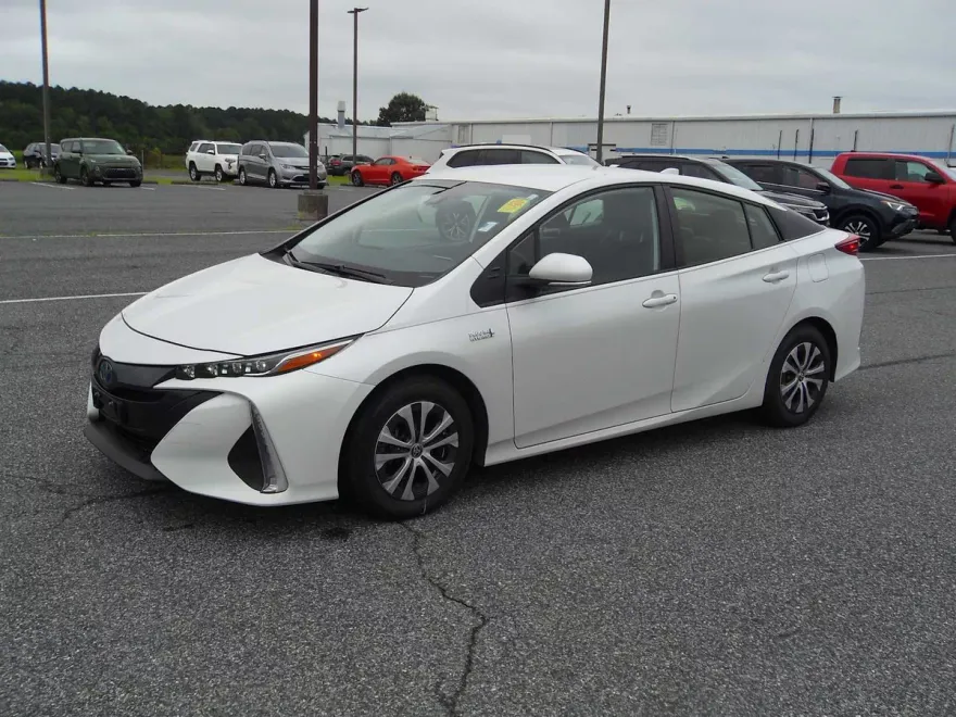 2021 Toyota Prius Prime XLE photo 1