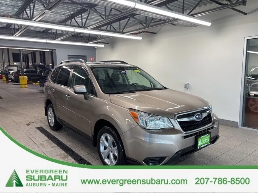 2016 Subaru Forester 2.5i Premium photo 1