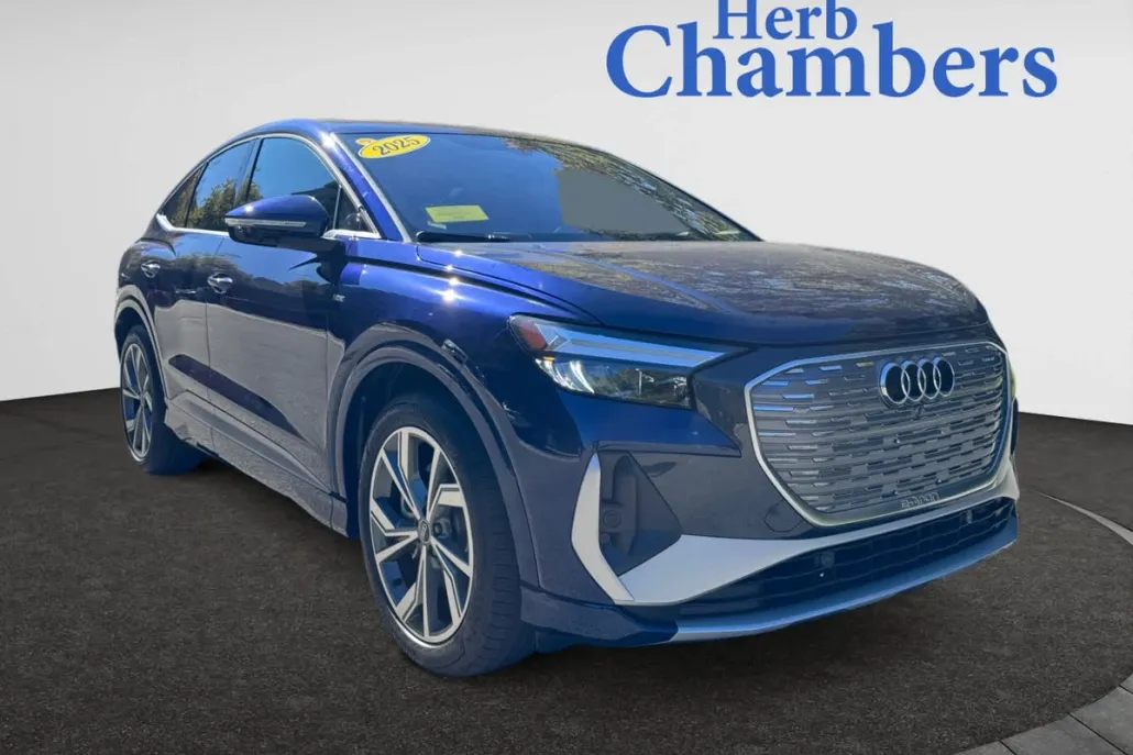 2025 Audi Q4 E-tron Sportback Premium Plus photo 1
