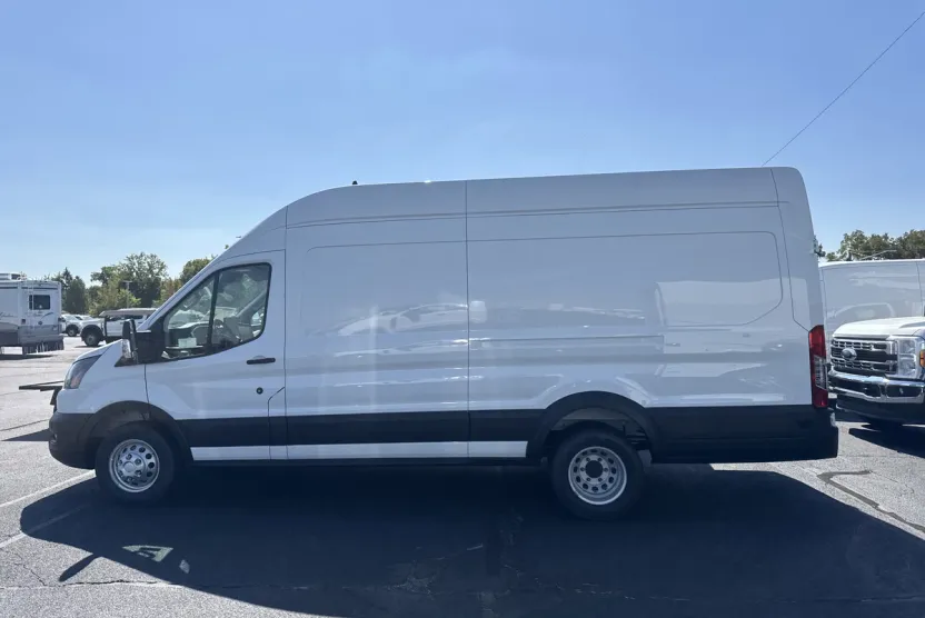 2025 Ford Transit Cargo Van photo 1