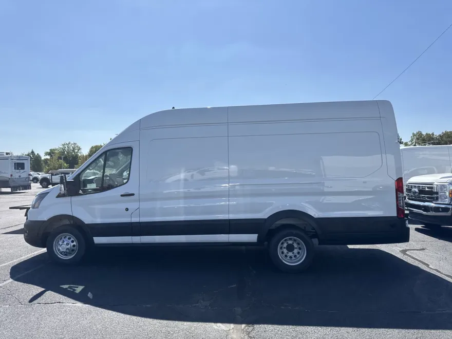 2025 Ford Transit Cargo Van photo 1