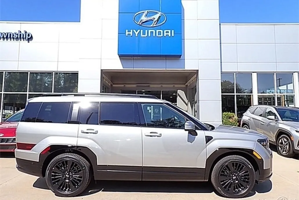 2026 Hyundai Santa Fe Calligraphy photo 1