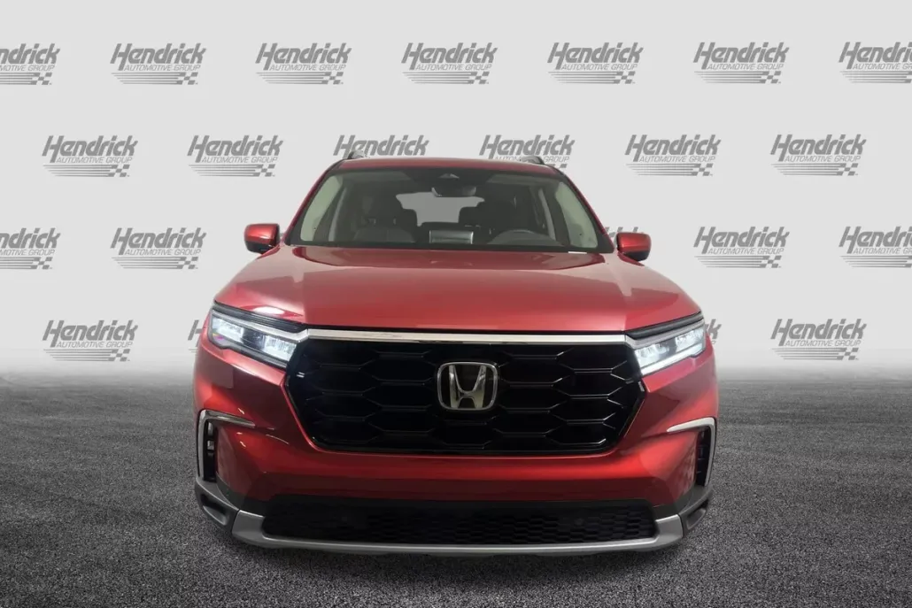 2025 Honda Pilot Touring photo 1