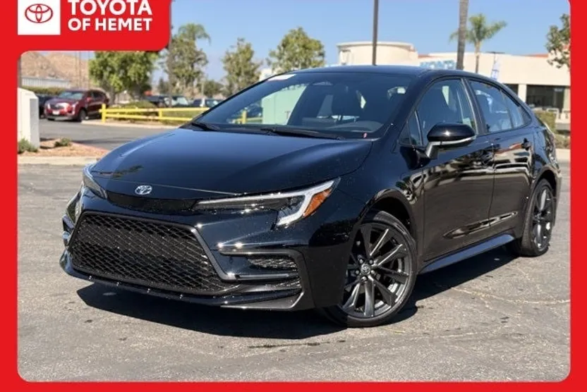 2026 Toyota Corolla SE photo 1